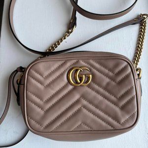 Gucci GG MARMONT MINI SHOULDER BAG